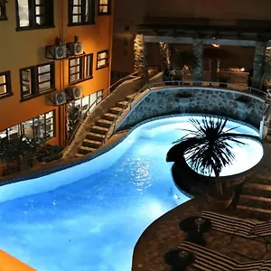 https://1775-adriatico-suites.angeleshotels.net