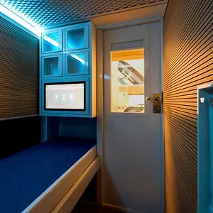 https://resting-pods-zzzleepandgo-wien-airport.vienna-besthotels.com